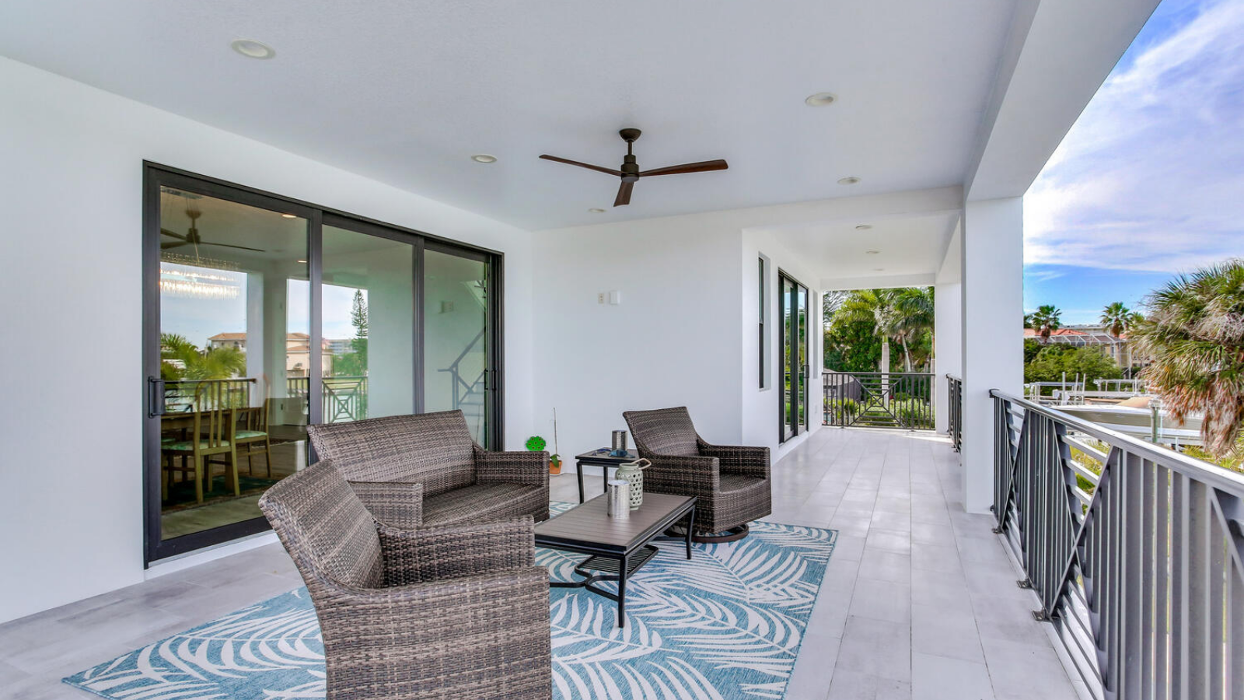 AVENTIS Homes - St. Petersburg, FL