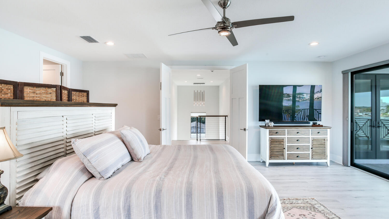 AVENTIS Homes - St. Petersburg, FL
