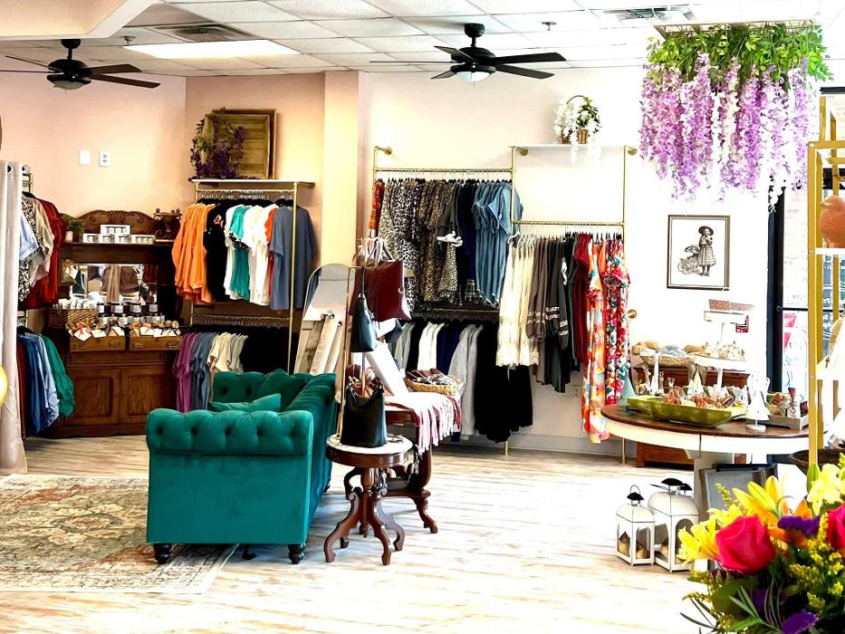 SunCatchers Boutique - Sun - Spa Midland - Midland, GA