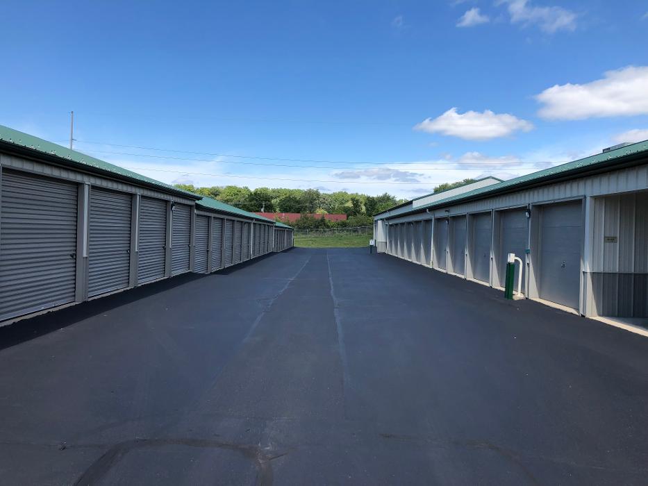 Superior Storage - Hartland - Hartland, WI
