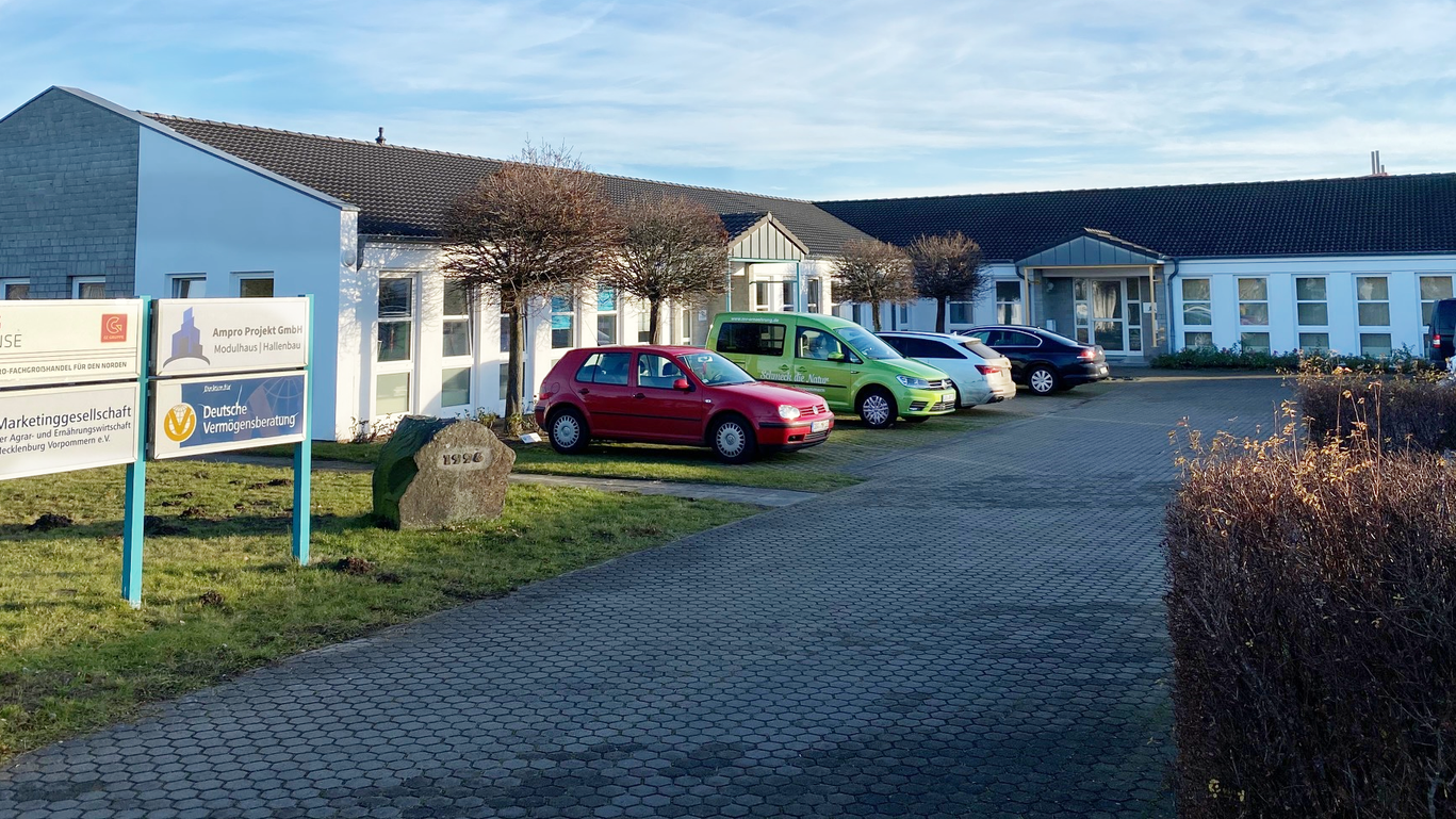 EFG HANSE, Feldstraße in Bentwisch