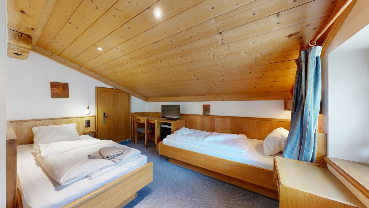 Brixana, Achenweg in Brixen im Thale