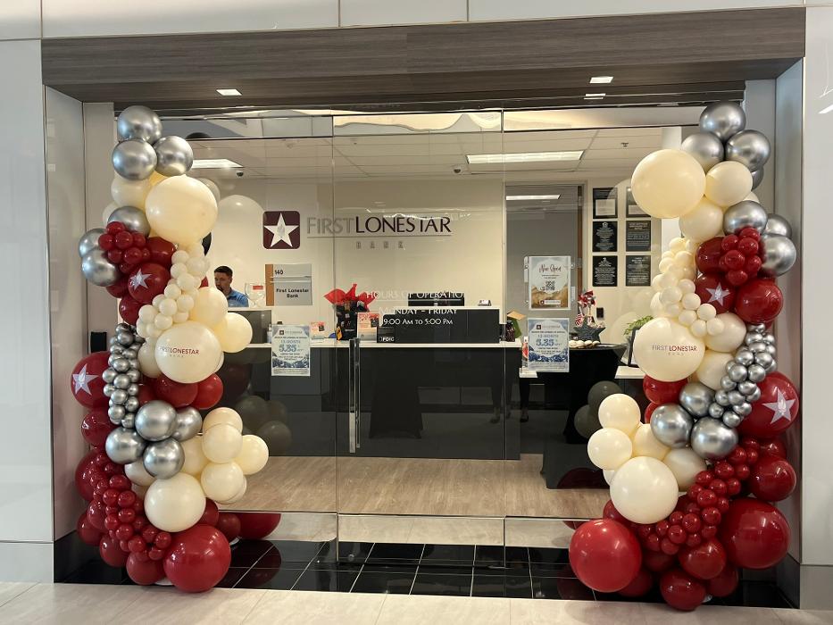 First Lonestar Bank Image