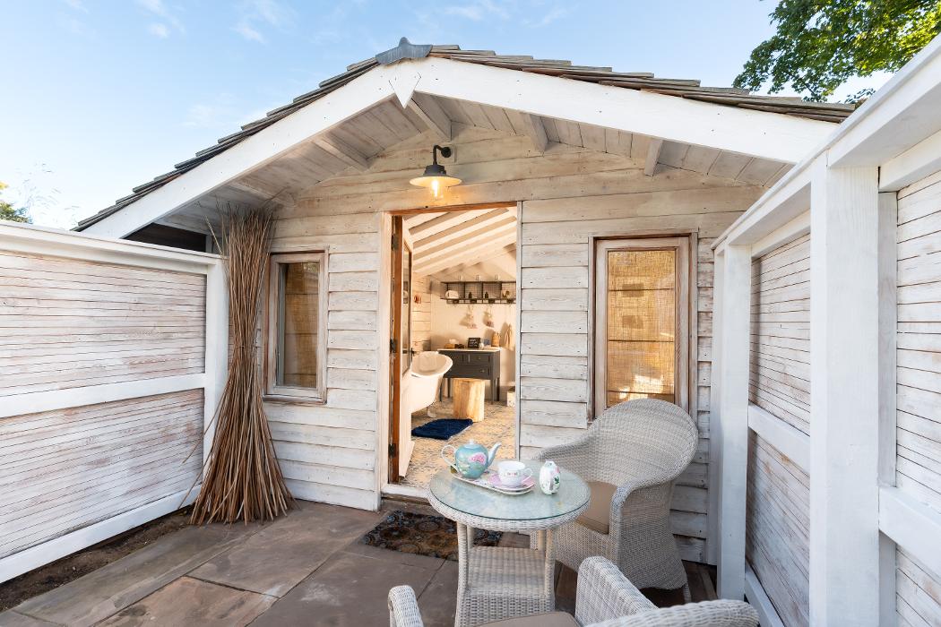 Fletcher's cottage Spa Bath Hut