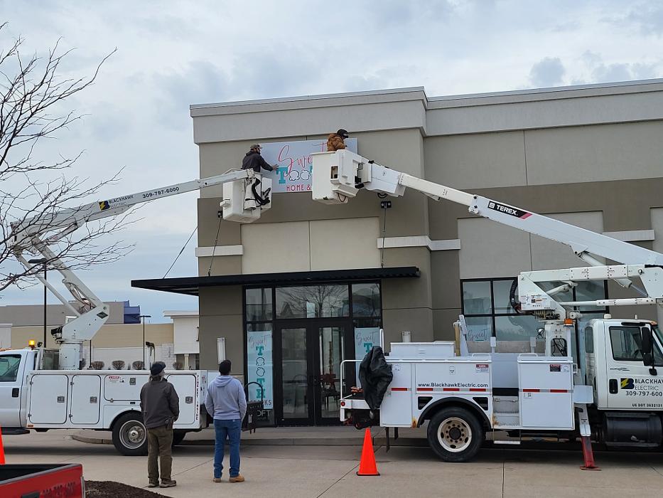 Blackhawk Electric & Generators Inc. Image