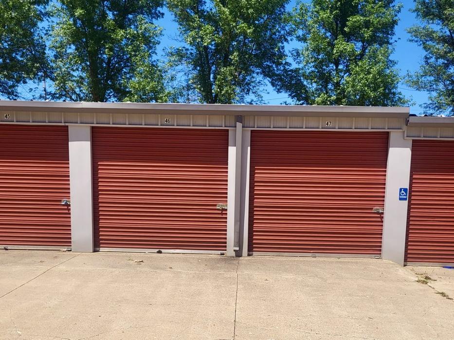 Storage Depot - Okoboji
