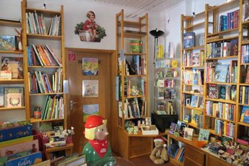 Giesinger Buch Handlung, Tegernseer Landstraße in München