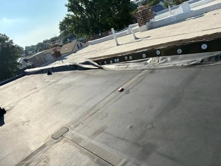 Resolute Roofing and Remodeling Image