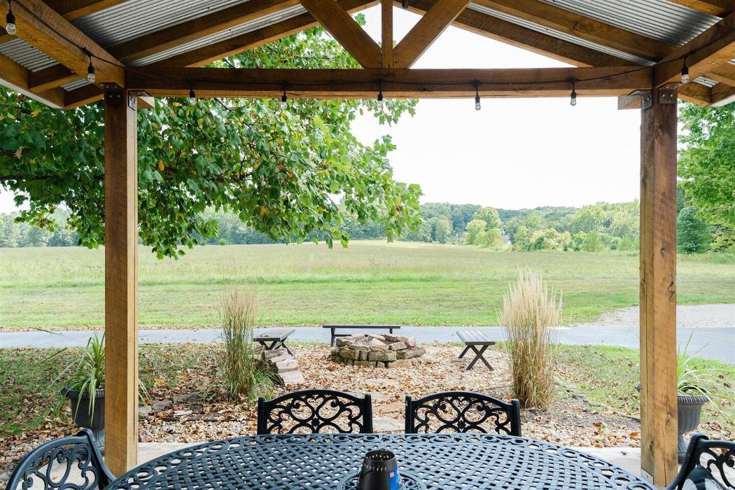 Off Leash Construction Image