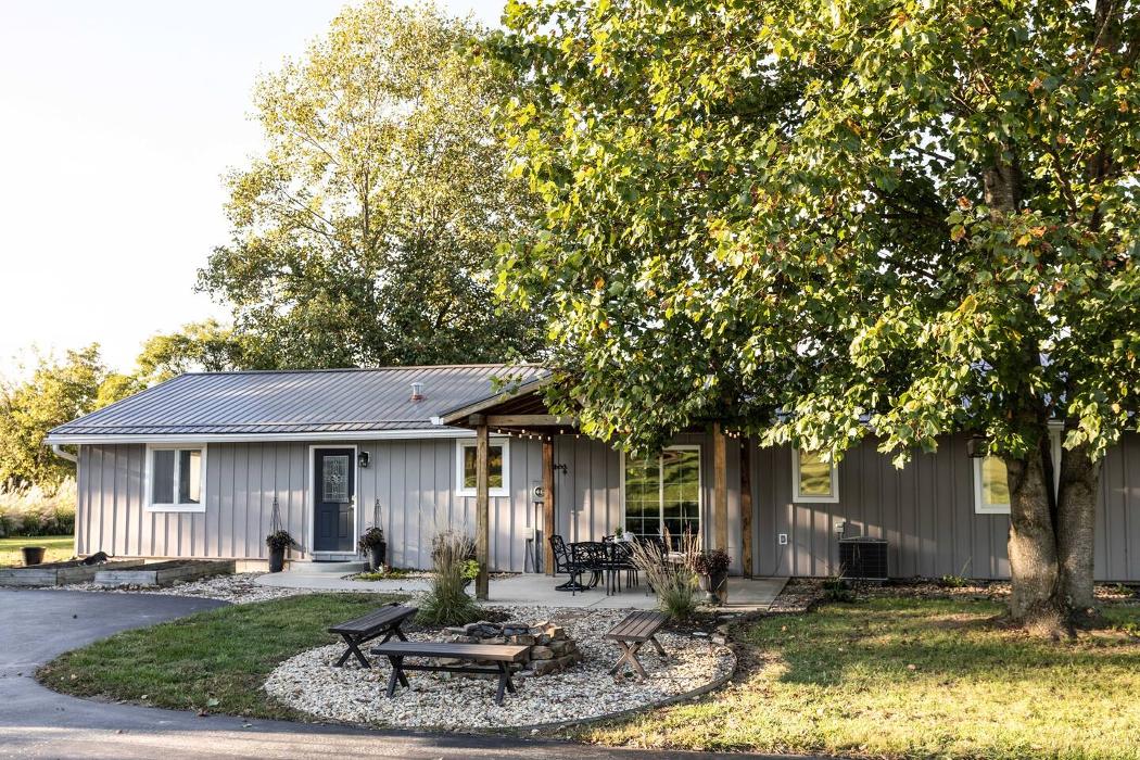 Off Leash Construction Image