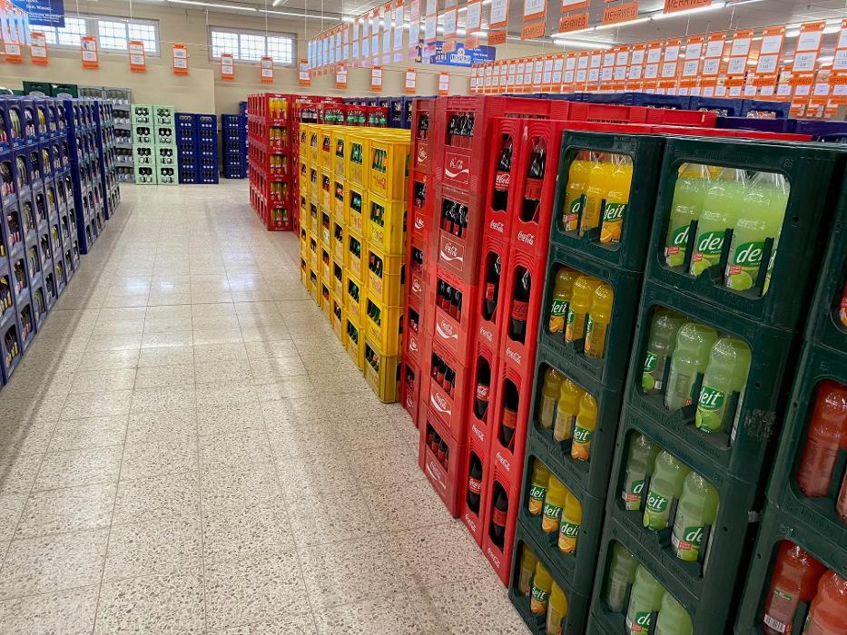 Hausler Getränkemarkt, Straubinger Straße in Steinach