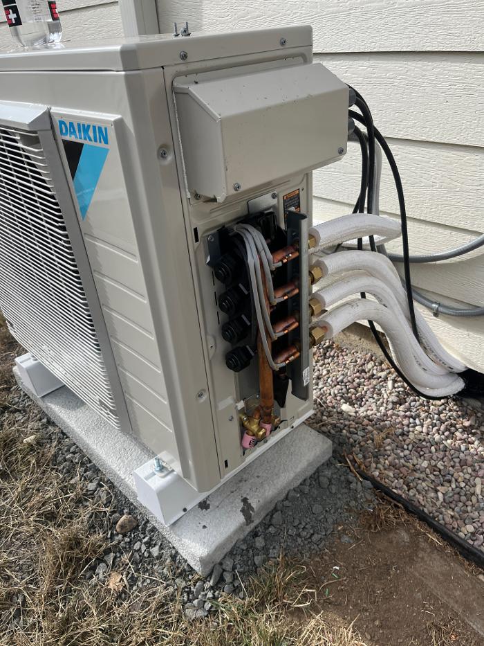 Alpine Heating &amp; Air Conditioning Logo