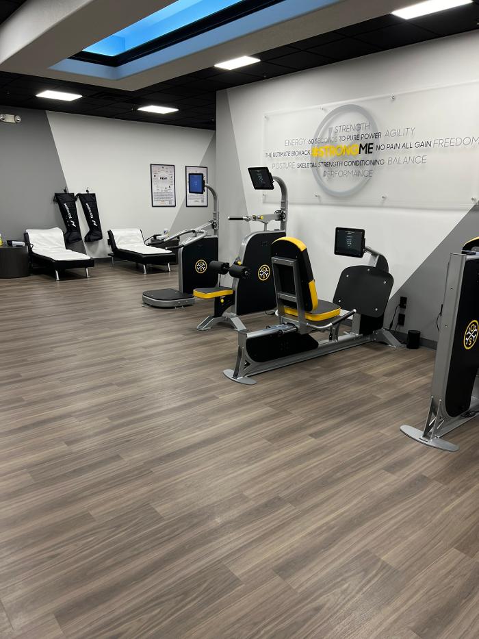 OsteoStrong Lake Country - Delafield, WI