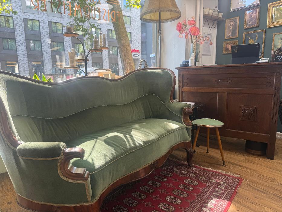 LE SALON JUNGLAS FRISEURMEISTER, Danziger Platz in Frankfurt am Main