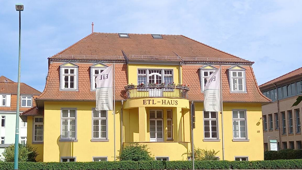 ETL SCS AG Steuerberatungsgesellschaft, Friedrich-Engels-Ring in Neubrandenburg