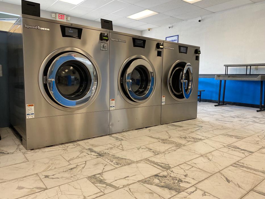Best Wash Laundromats - Normal, IL