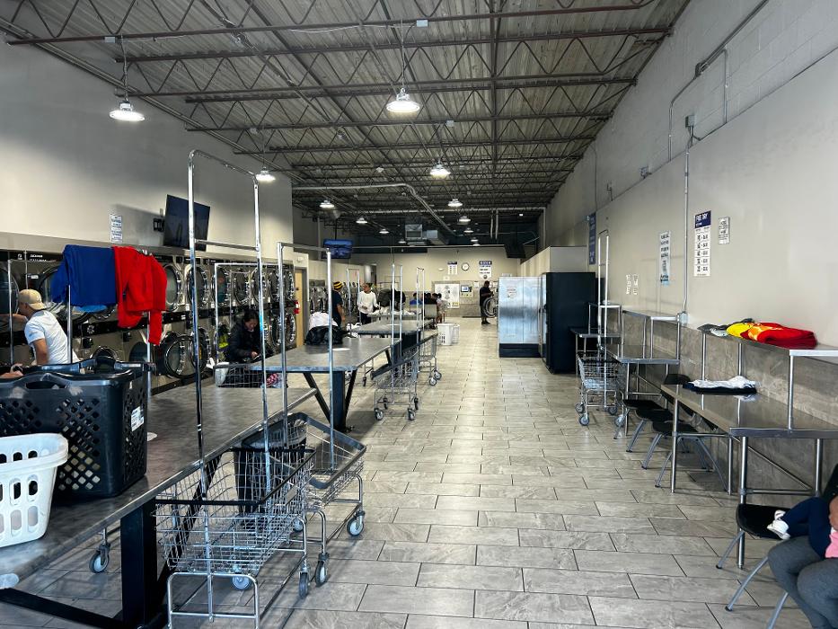 Best Wash Laundromats - Kansas City, KS