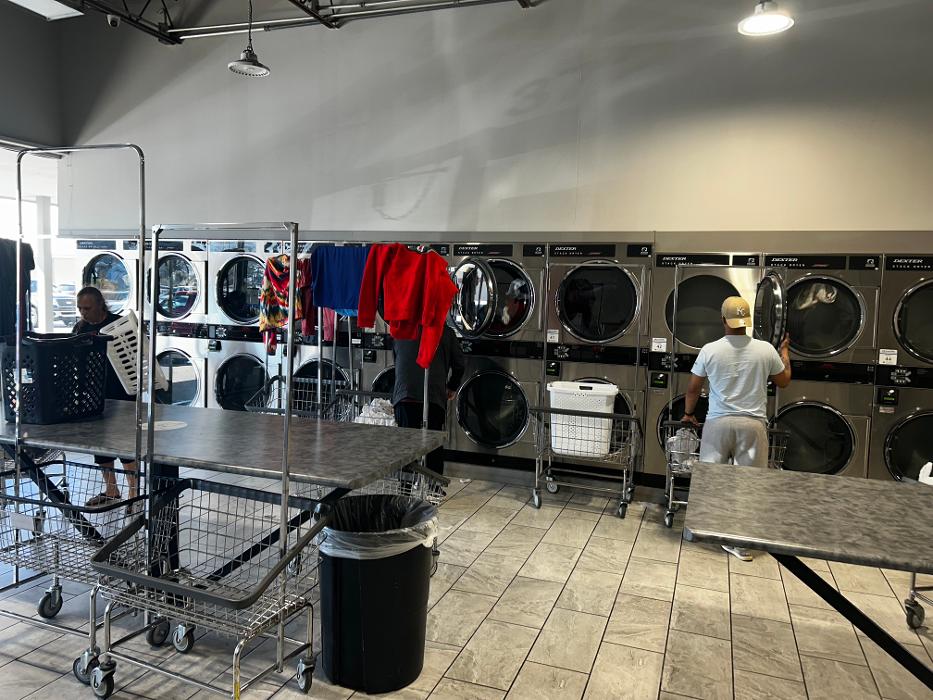 Best Wash Laundromats - Kansas City, KS