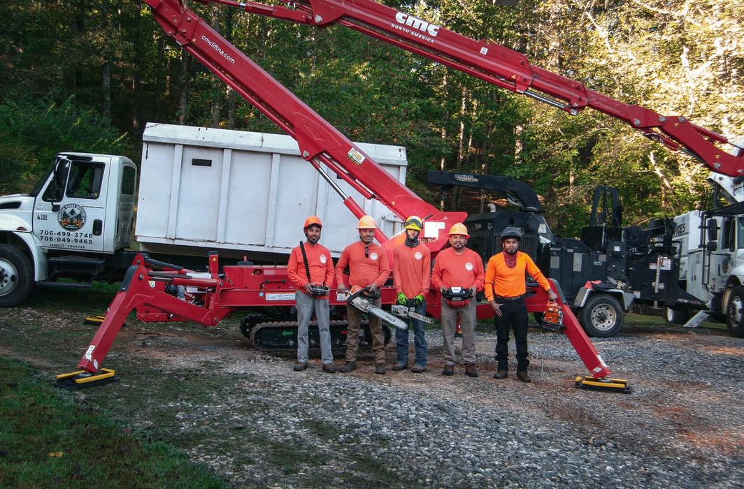 Mountain Woods Services LLC Image