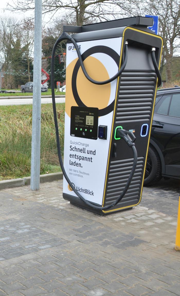 LichtBlick QuickCharge Ladestation, Husumer Straße in Breklum