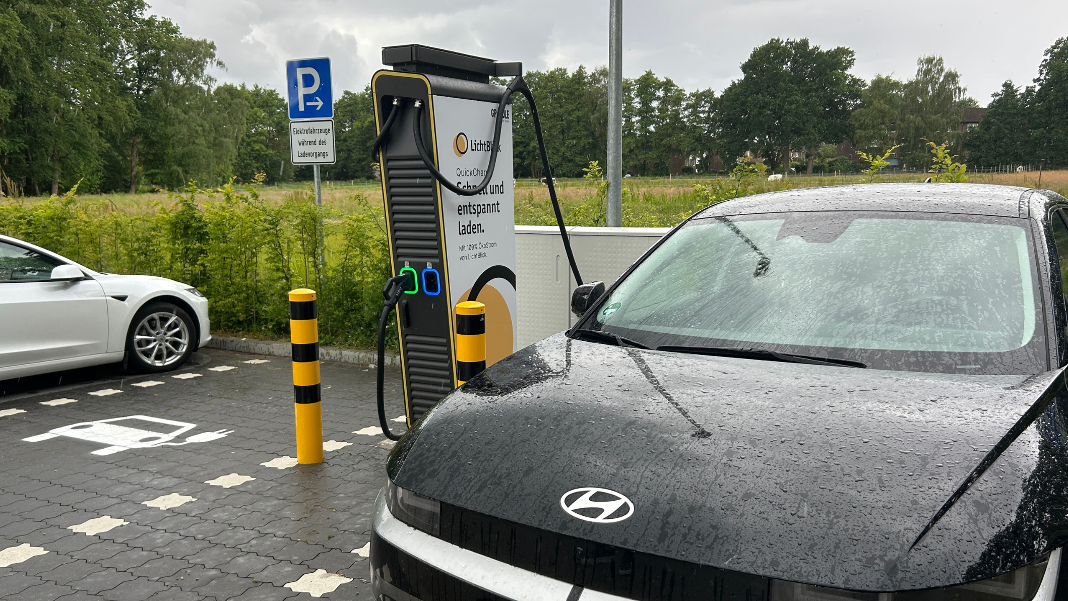 LichtBlick QuickCharge Ladestation, Büllhorner Weg in Stelle