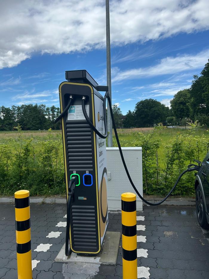 LichtBlick QuickCharge Ladestation, Büllhorner Weg in Stelle