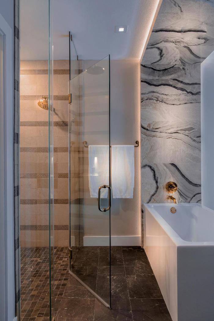 Younique Designs Image