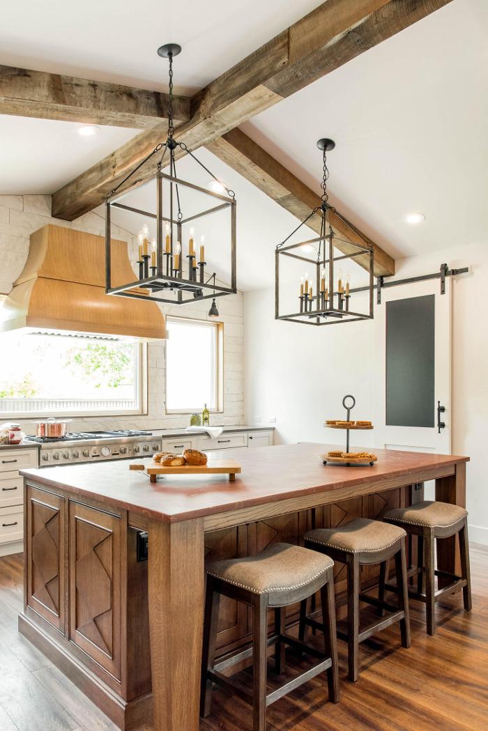 Younique Designs Image