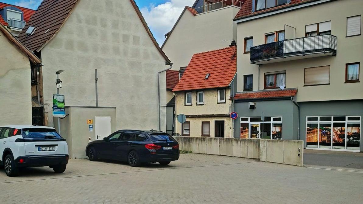 Parkplatz Burggasse 4-6, 74889 Sinsheim, Burggasse in Sinsheim