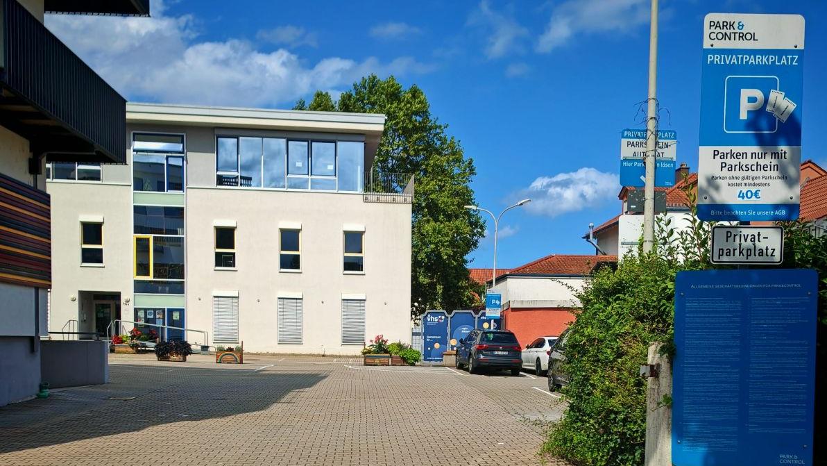 Parkplatz Muthstraße 16, 74889 Sinsheim, Muthstraße in Sinsheim