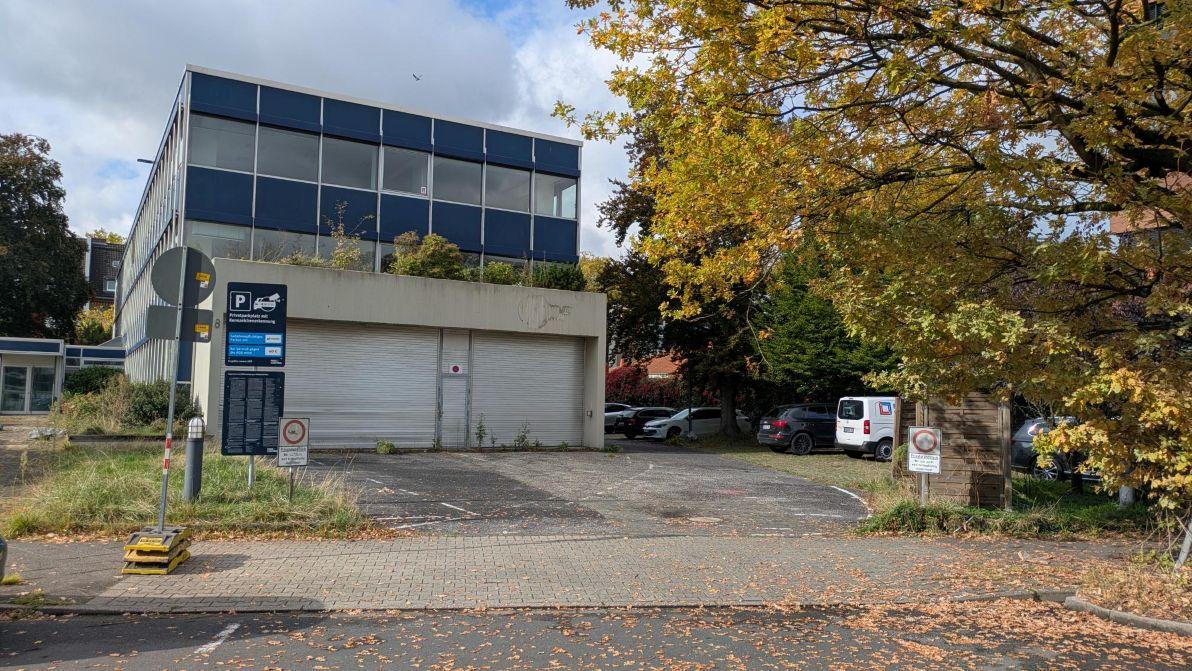 Parkplatz Josef-Gockeln-Str. 8, 40474 Düsseldorf, Josef-Gockeln-Straße in Düsseldorf