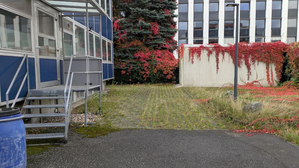 Parkplatz Josef-Gockeln-Str. 8, 40474 Düsseldorf, Josef-Gockeln-Straße in Düsseldorf