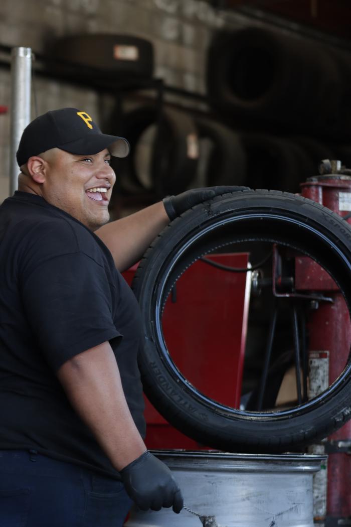 Alvarez Tire Shop - Hesperia, CA