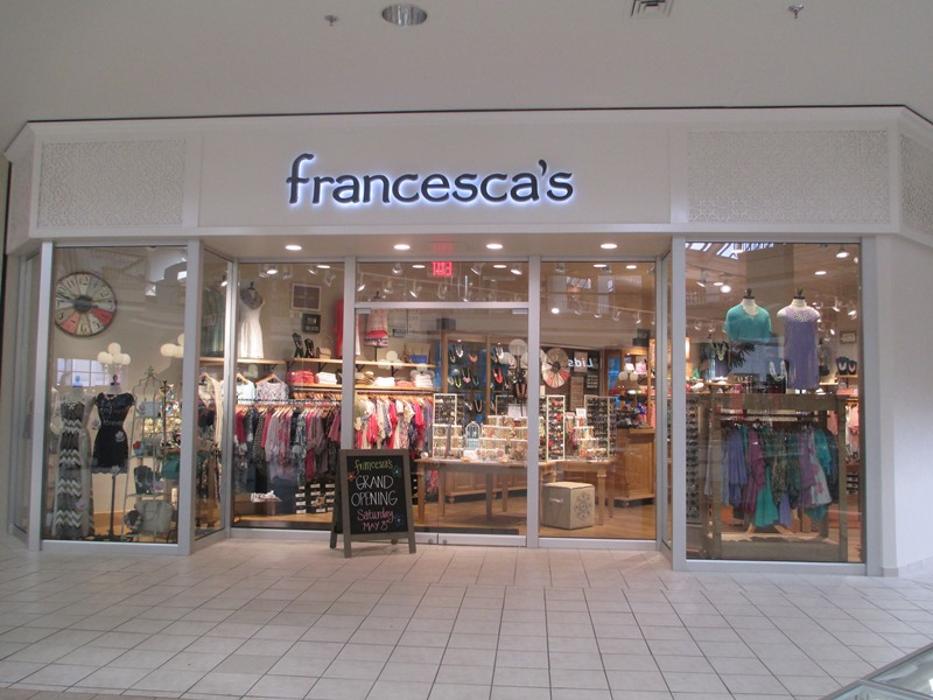 francesca's Logo