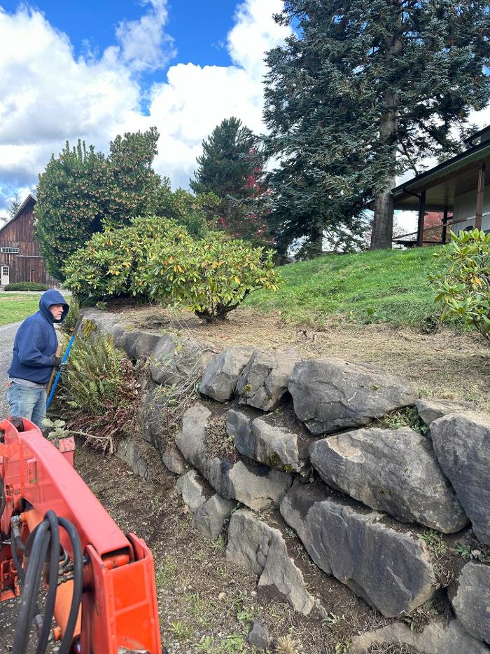 Saylor Landscaping Image