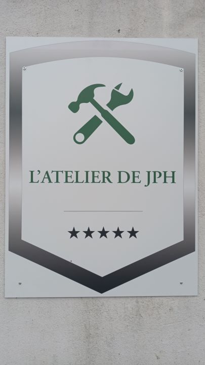L'Atelier de JPH tondeuse à gazon (détail)