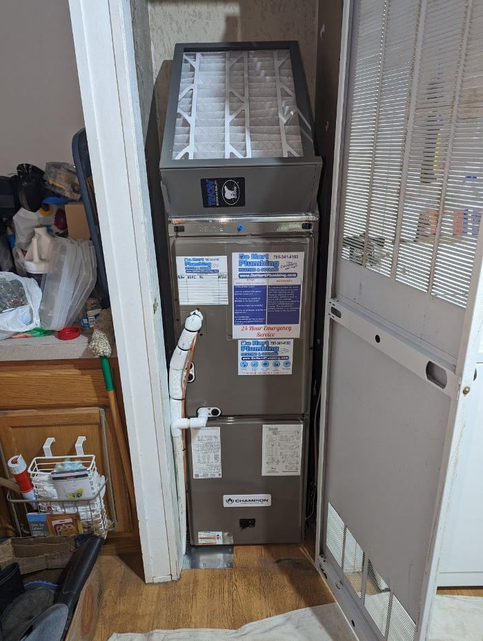 De Hart Plumbing Heating & Cooling - Topeka, KS