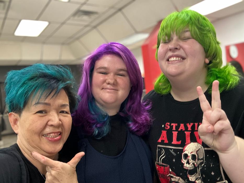 Fantastic Sams Cut & Color - Chino, CA