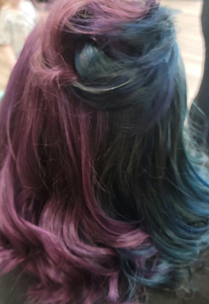 Fantastic Sams Cut & Color Image