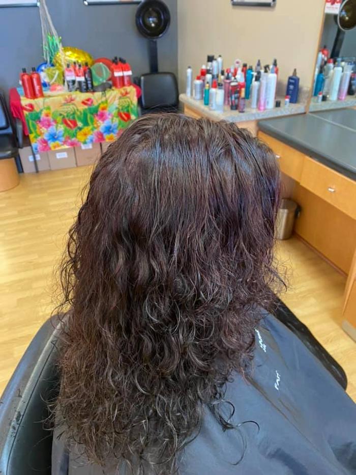 Fantastic Sams Cut & Color Image