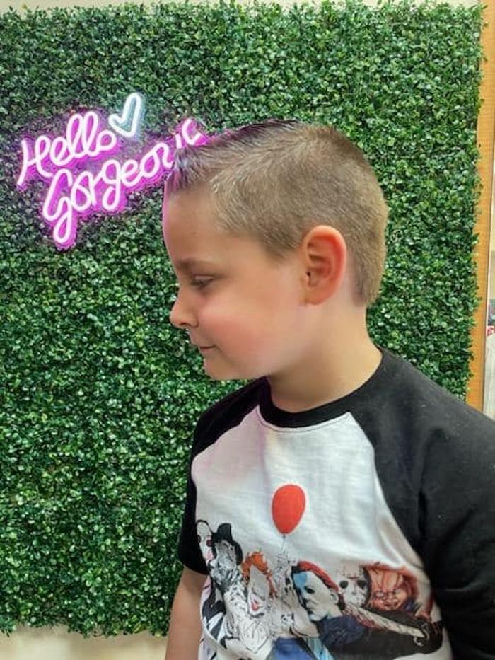 Fantastic Sams Cut & Color Image