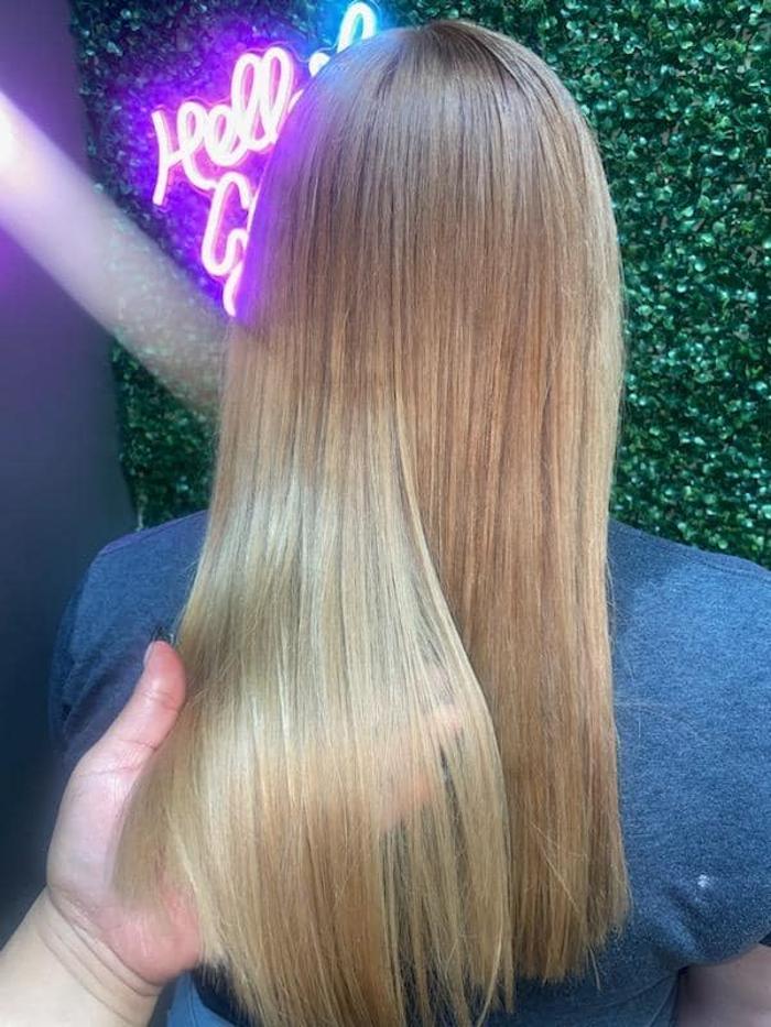 Fantastic Sams Cut & Color Image