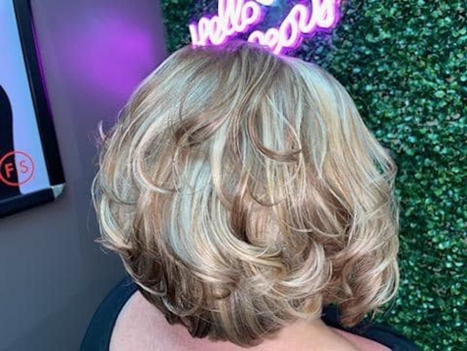 Fantastic Sams Cut & Color Image