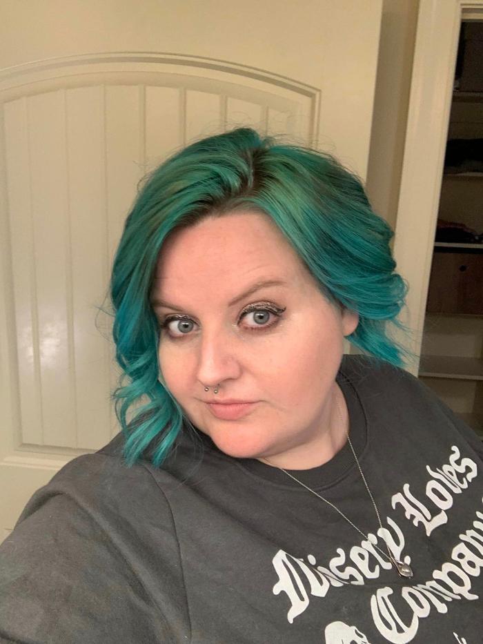 Fantastic Sams Cut & Color Image