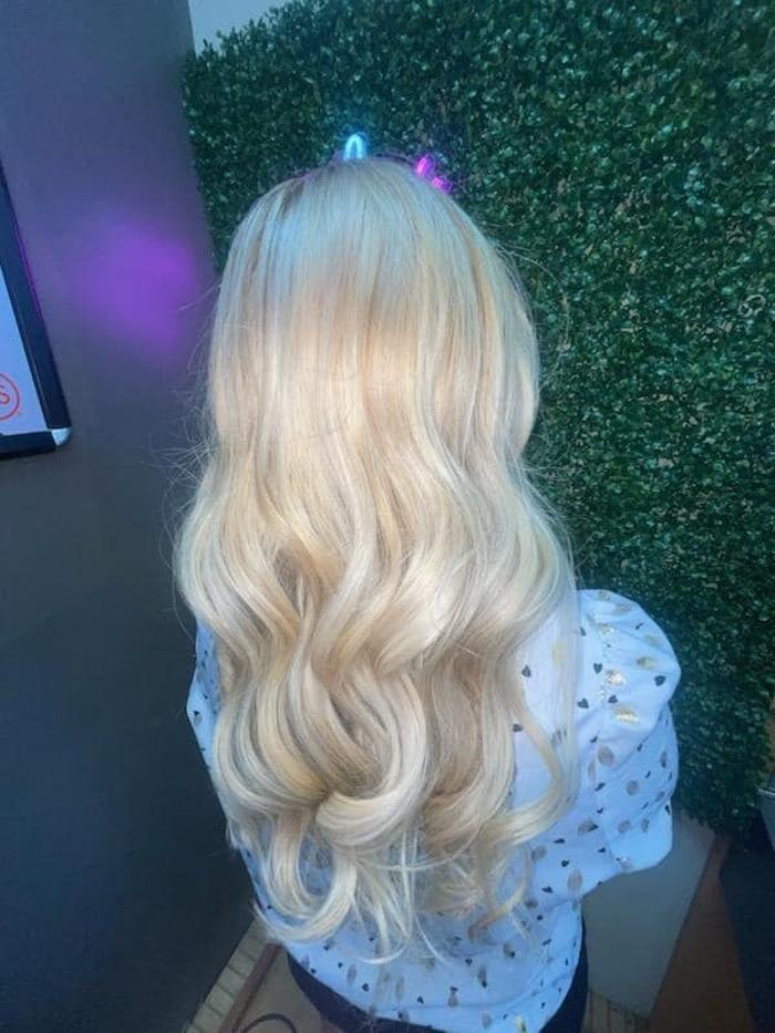 Fantastic Sams Cut & Color Image