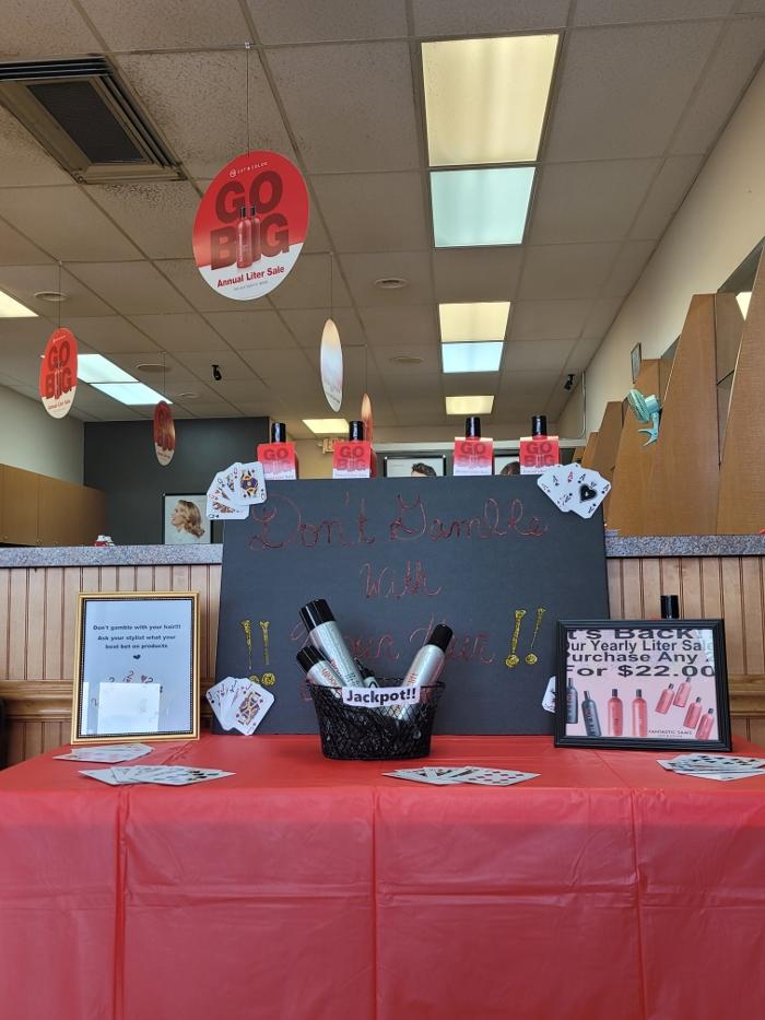 Fantastic Sams Cut & Color Image