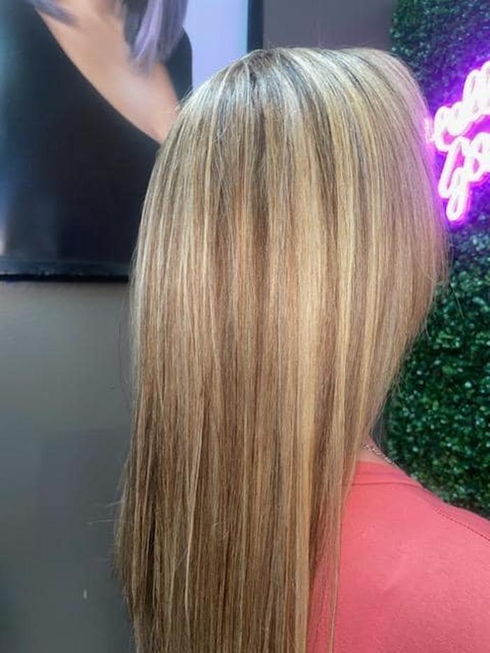 Fantastic Sams Cut & Color Image