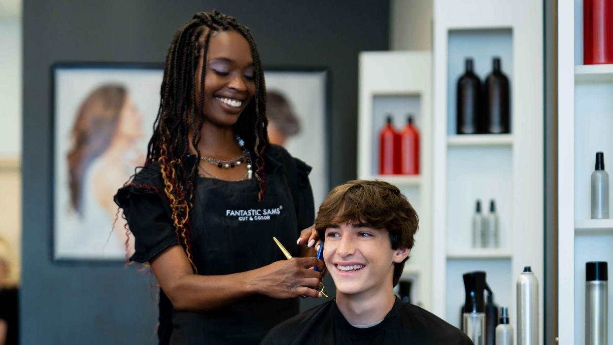 Fantastic Sams Cut & Color Image