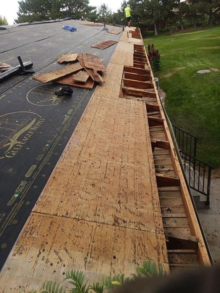 Hometown Roofing & Construction Image