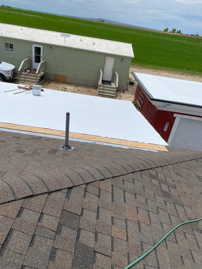 Hometown Roofing & Construction Image